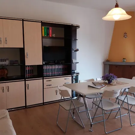 'eugenia' Mit Wasserblick By Interhome شقة *