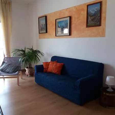 'eugenia' Mit Wasserblick By Interhome * غْرافيدونا