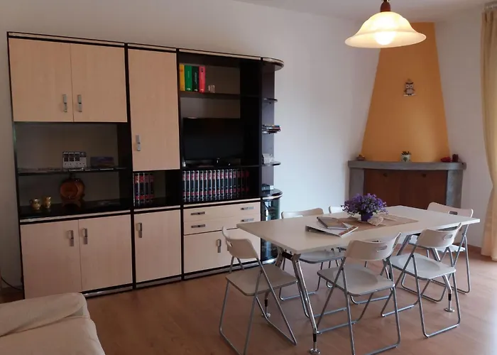 'eugenia' Mit Wasserblick By Interhome شقة *