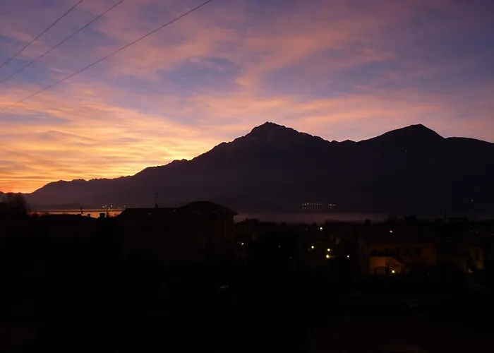 'eugenia' Mit Wasserblick By Interhome